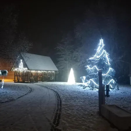 D'hotes Chez Loulou Et Caramel ホームステイ