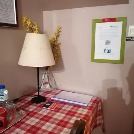 D'hotes Chez Loulou Et Caramel