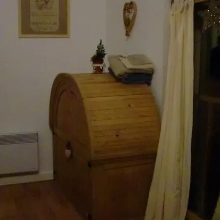 Rum i privatbostad Chambres Et Table D'Hotes Chez Loulou & Caramel *