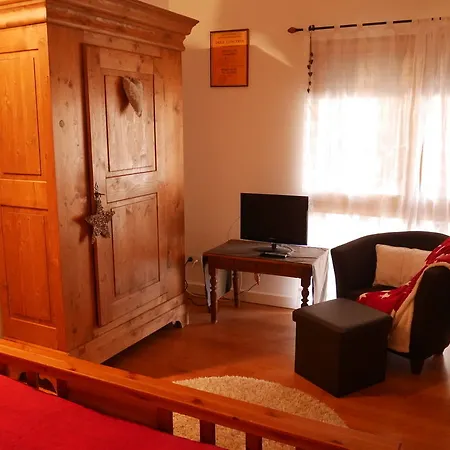 Rum i privatbostad Chambres Et Table D'Hotes Chez Loulou & Caramel *